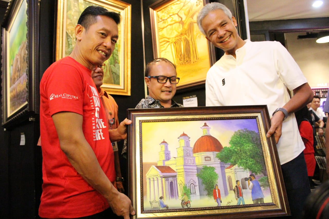 Ganjar Pranowo Kagumi Karya Sabar Subadri Bertajuk Spirit Kehidupan